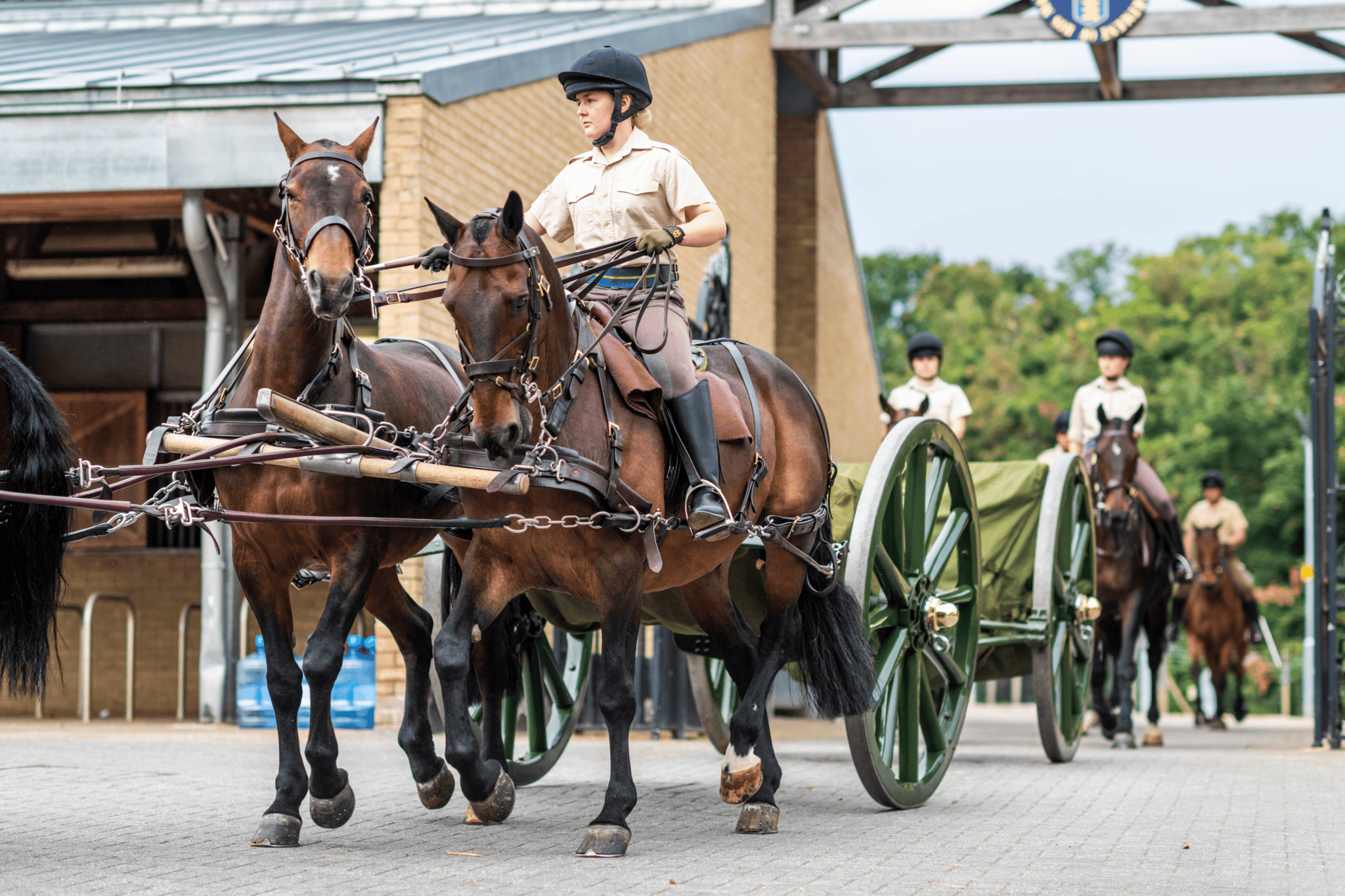 Troop Riding Behind-The-Scenes With The King's Troop Royal Horse Artillery | London ...